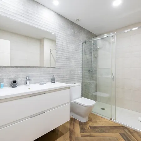 H2m Pasaje Nobleja Close Train St, Smarttv, Aacc *