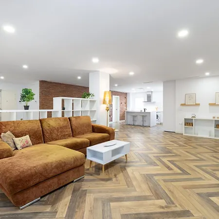 H2m Pasaje Nobleja Close Train St, Smarttv, Aacc *