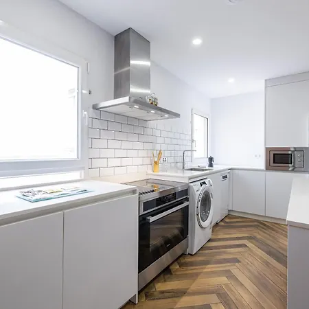Apartment H2m Pasaje Nobleja Close Train St, Smarttv, Aacc