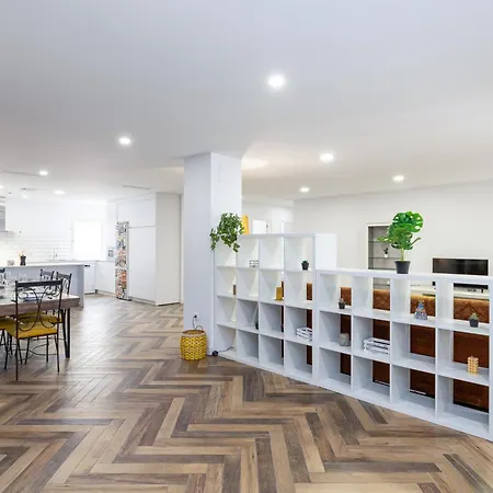 H2m Pasaje Nobleja Close Train St, Smarttv, Aacc Apartment Malaga